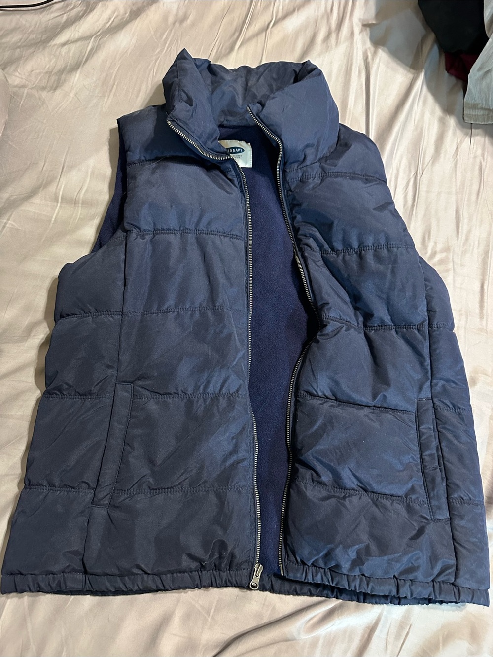 Old Navy Navy Quilted Puffer Vest